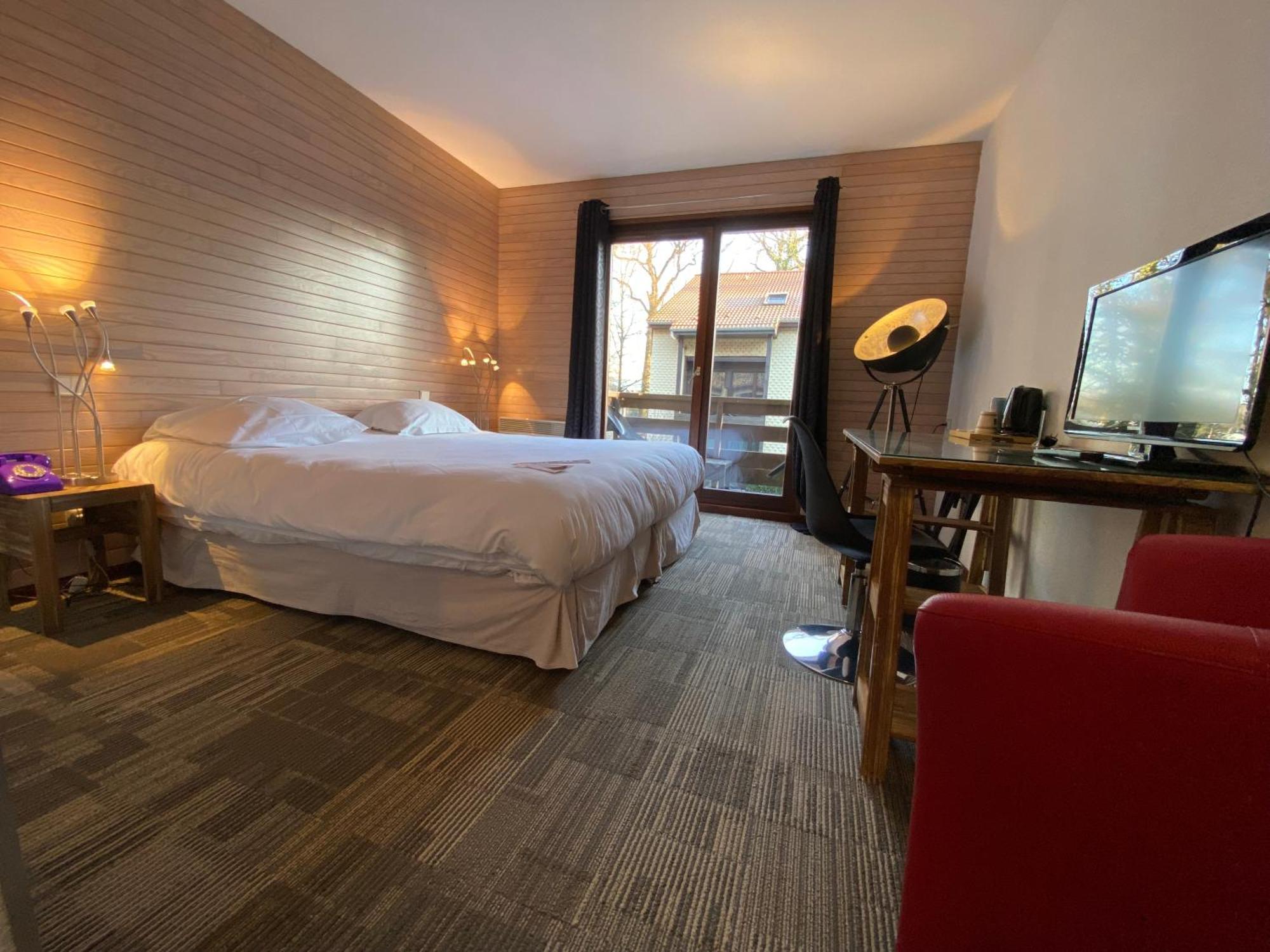Enzo Hotels - St Eloy Metz Amneville By Kyriad Direct Ngoại thất bức ảnh